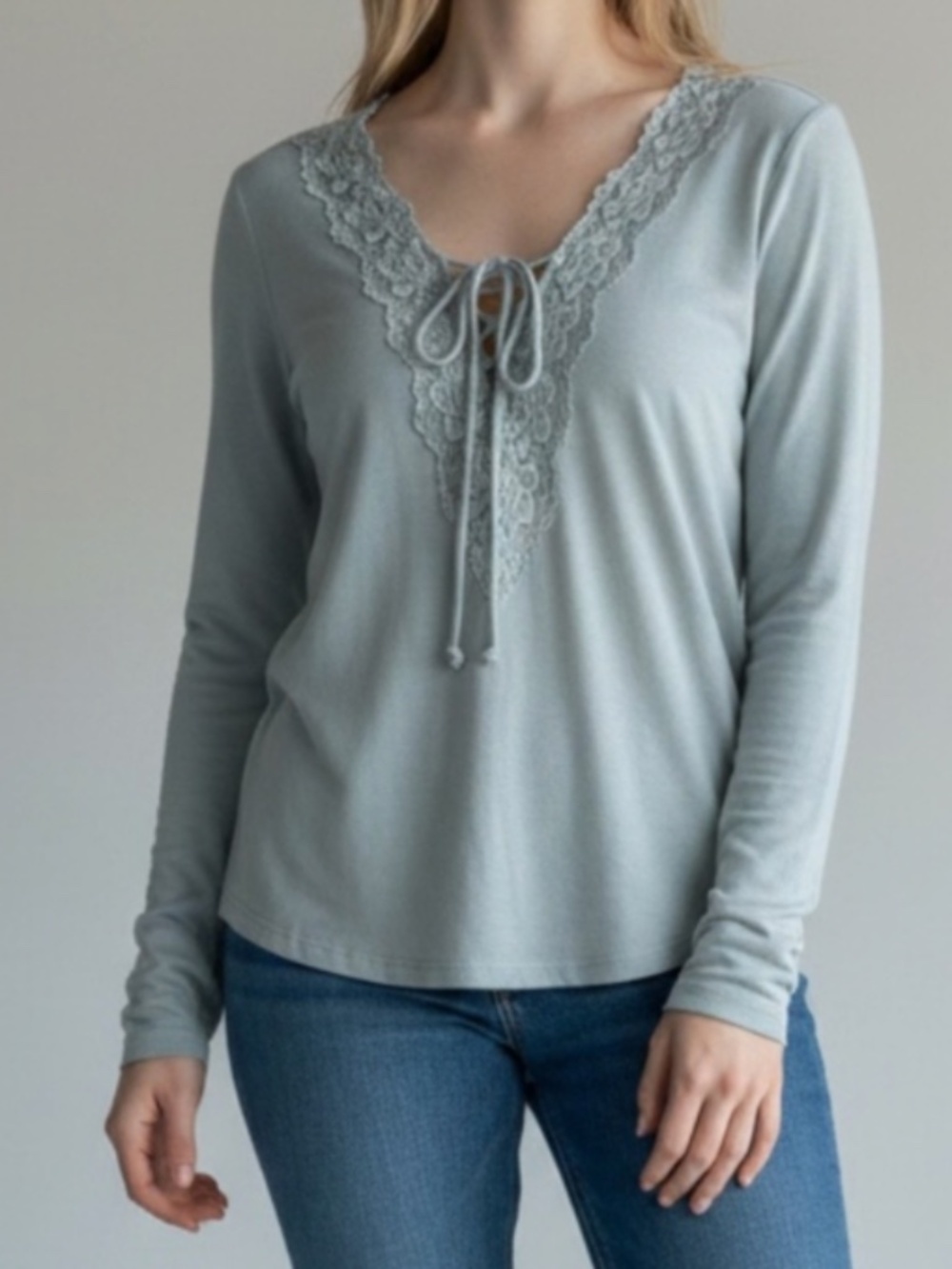 American Eagle light blue size small soft and sexy blouse with lace